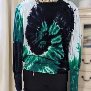 Chaser Pullover Tie-Dye Sweatshirt Small